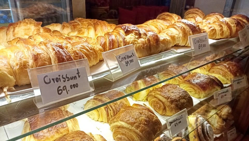 Luang Prabang Bakery in Vang Vieng, Laos